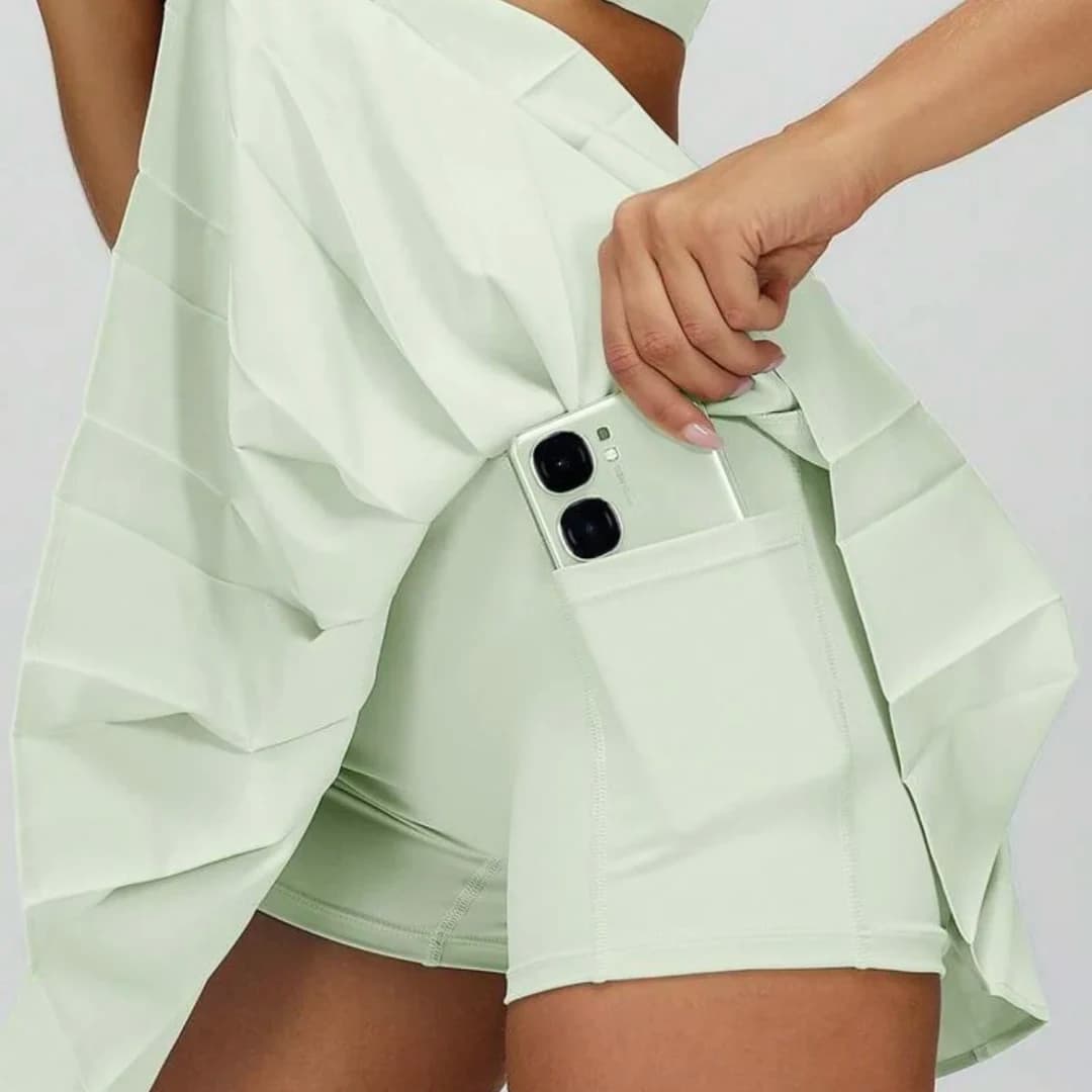 Set Deportivo Halter + Falda con Short Integrado