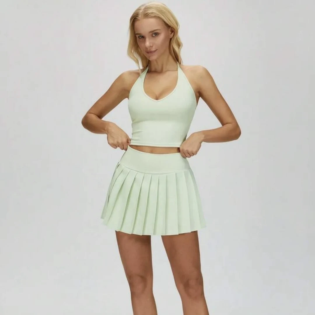 Set Deportivo Halter + Falda con Short Integrado