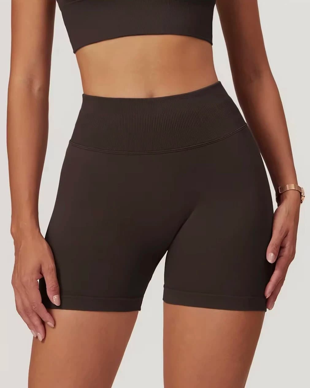Short biker brown